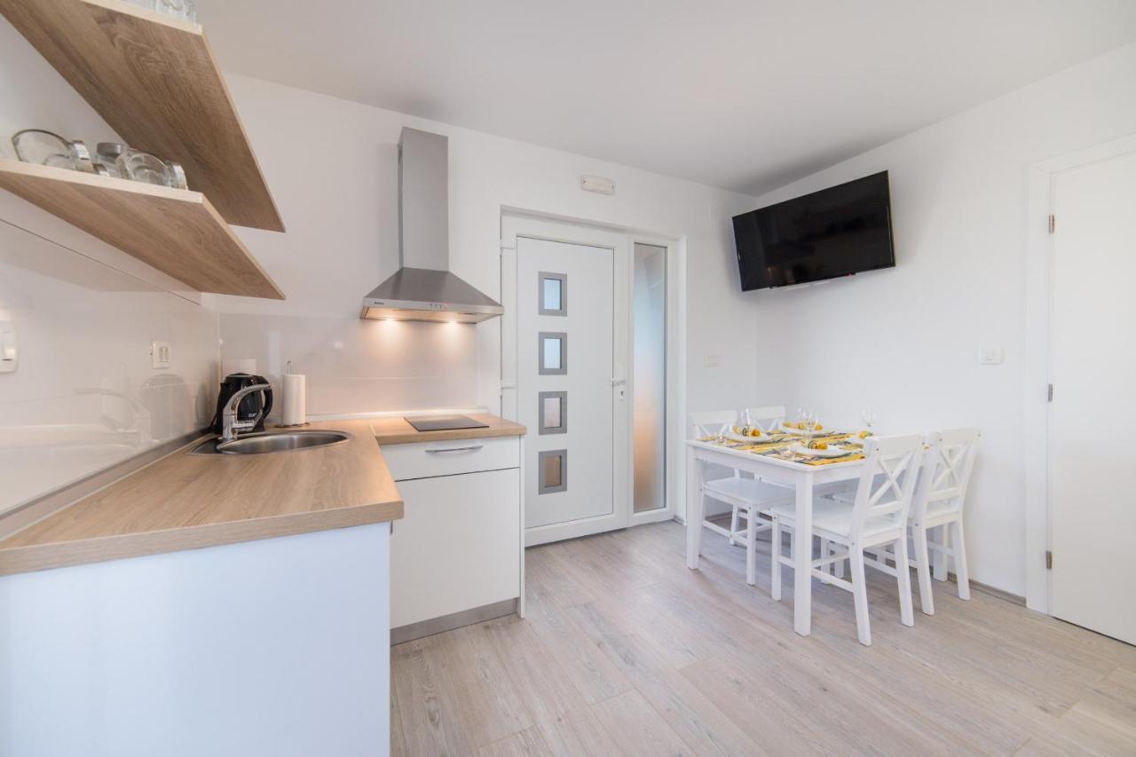 Camping Homes Grot Gradac  Εξωτερικό φωτογραφία